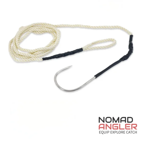 Aquantic Kveite Hook 27 cm with 3.25 m line. Robust landing hook for safely landing large halibut from the boat.